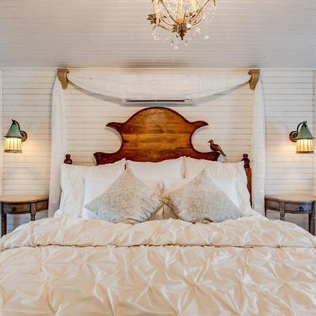 Fairytale Loft Suite 1 Bed, 1 Bath Luxury Apartment In Downtown Belmont Charlottesville Extérieur photo