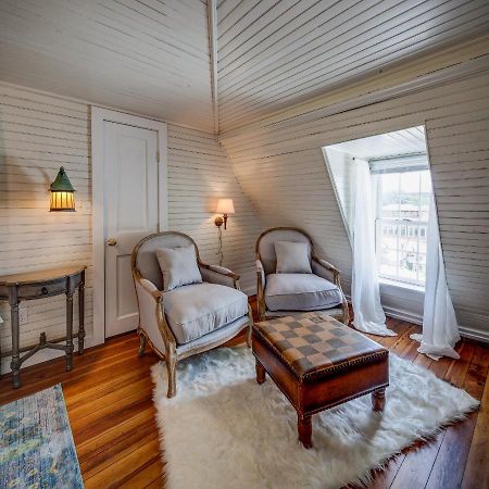 Fairytale Loft Suite 1 Bed, 1 Bath Luxury Apartment In Downtown Belmont Charlottesville Extérieur photo